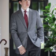 DGRIE - The Weekday-to-Weekend Grey Suit