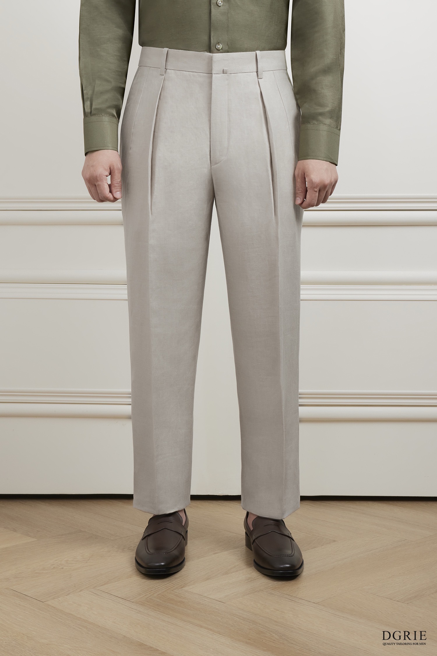 กางเกง The Alabaster Beige Pleated Linen Pants 3 กางเกง The Alabaster Beige Pleated Linen Pants