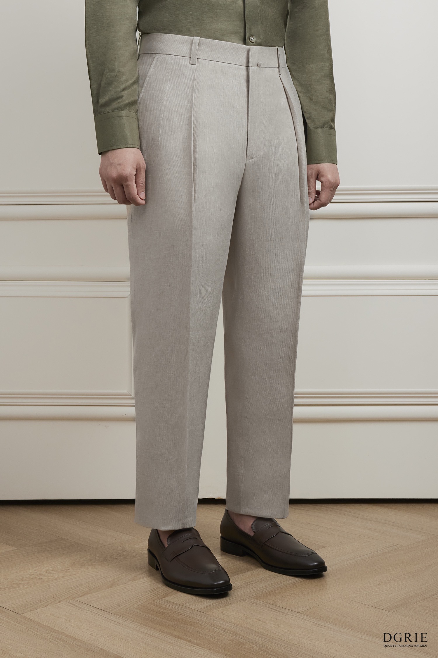 กางเกง The Alabaster Beige Pleated Linen Pants 4 กางเกง The Alabaster Beige Pleated Linen Pants