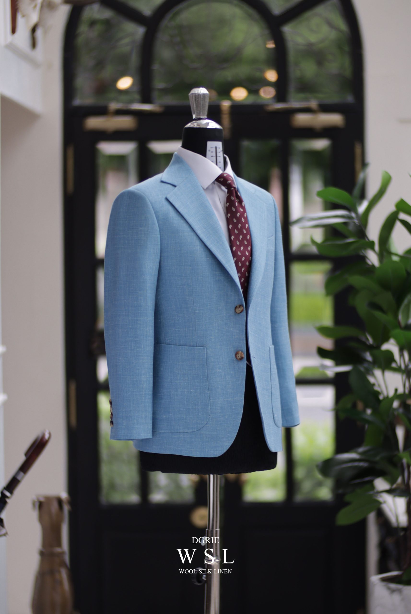 ตัดสูท The Essence of Summer Elegance: Wool Silk Linen by Hardy Minnis