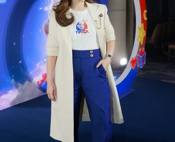 DGRIE Spotlight | ออร่าผู้บริหารสาวสุดเป๊ะ! คุณนิ่ม Power Dressing Longline Blazer