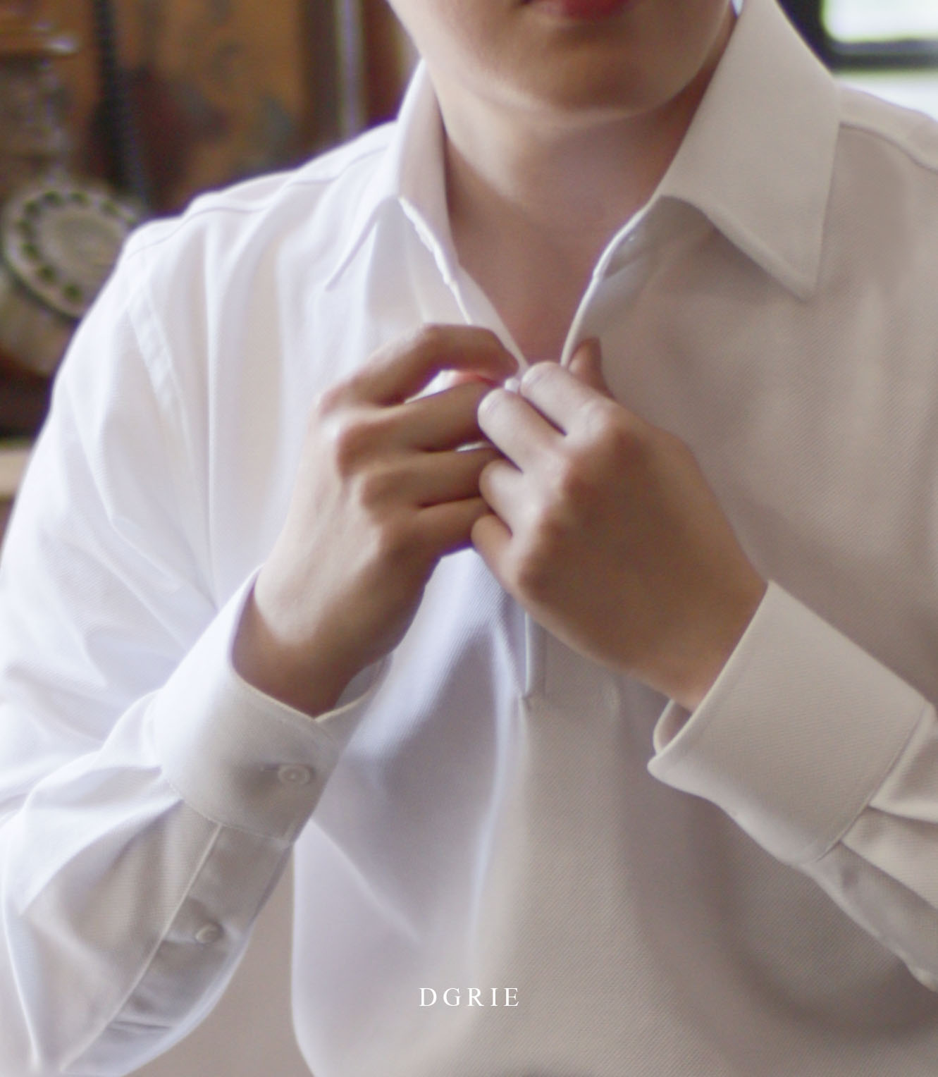 DGRIE – White Long-Sleeve Polo Shirt – เสื้อโปโลแขนยาวสีขาว