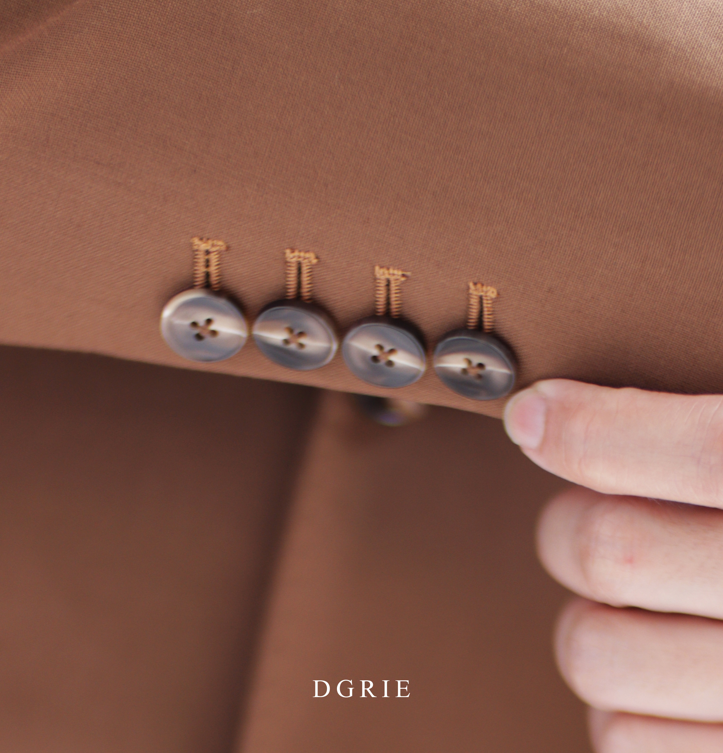 DGRIE The High-Twist Double Breasted Warm Brown Jacket Suits