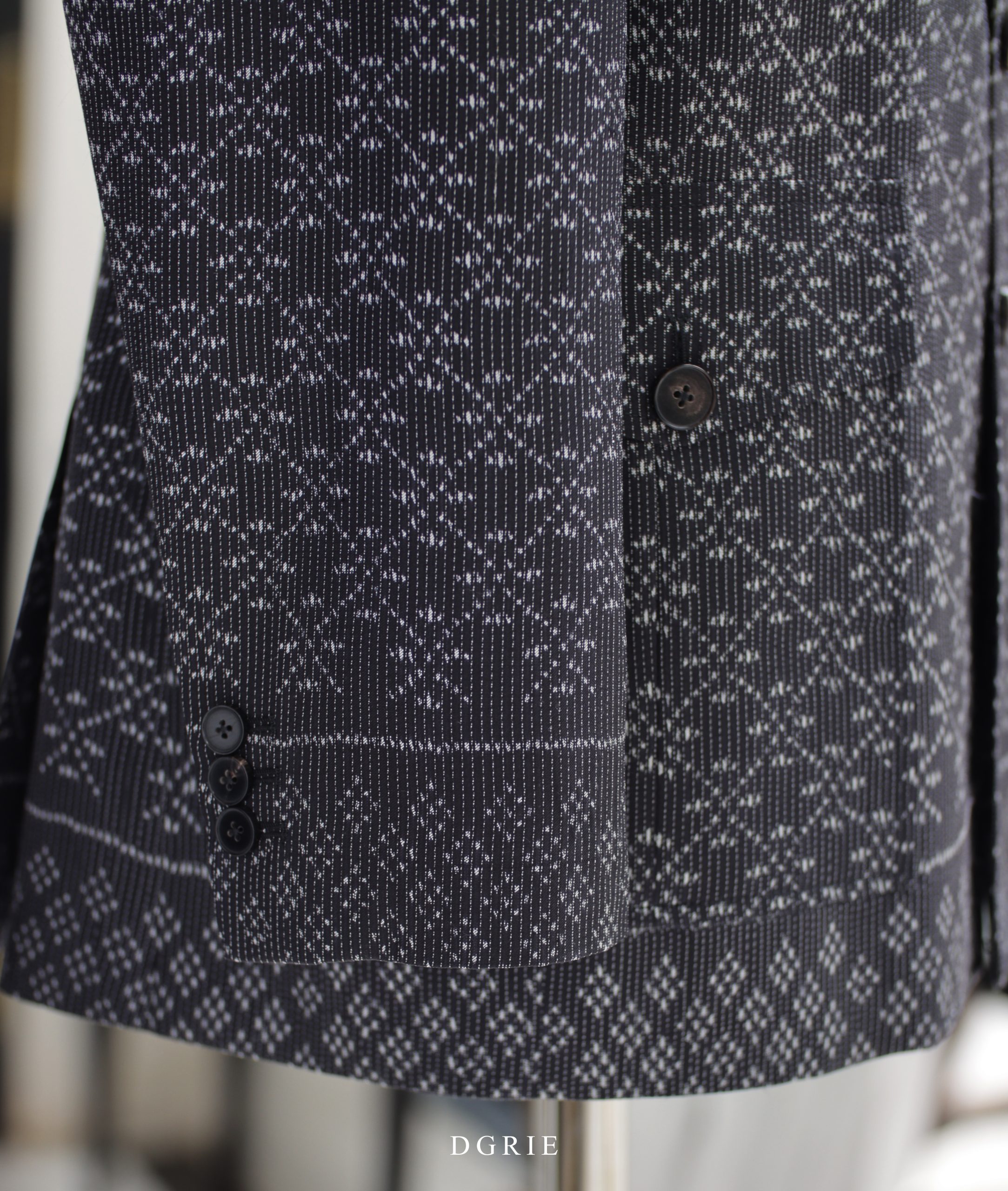 Thai Silk Safari Jacket (แจ็กเก็ตซาฟารีผ้าไหมไทย) 5 Thai Silk Safari Jacket (แจ็กเก็ตซาฟารีผ้าไหมไทย)