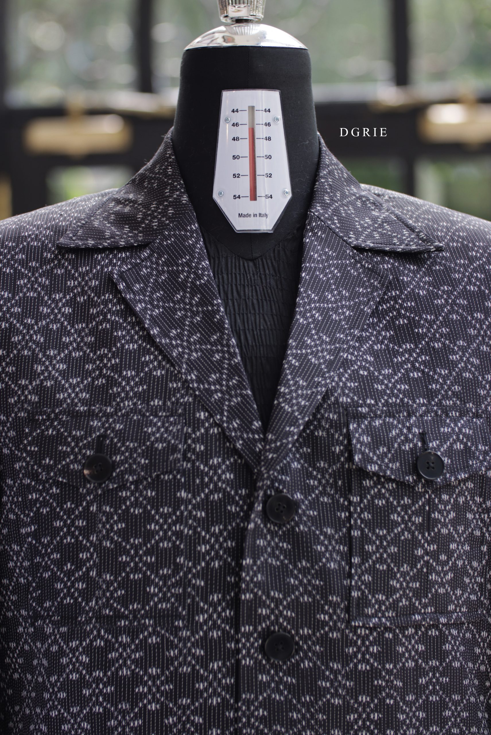 Thai Silk Safari Jacket (แจ็กเก็ตซาฟารีผ้าไหมไทย) 3 Thai Silk Safari Jacket (แจ็กเก็ตซาฟารีผ้าไหมไทย)