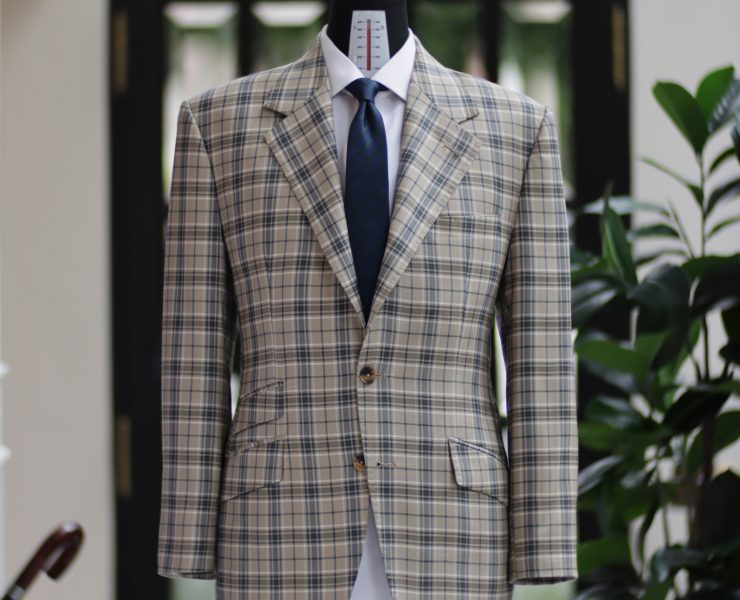The Heritage Beige Check Blazer แจ็คเก็ตสูทลายตารางโทนสีเบจ