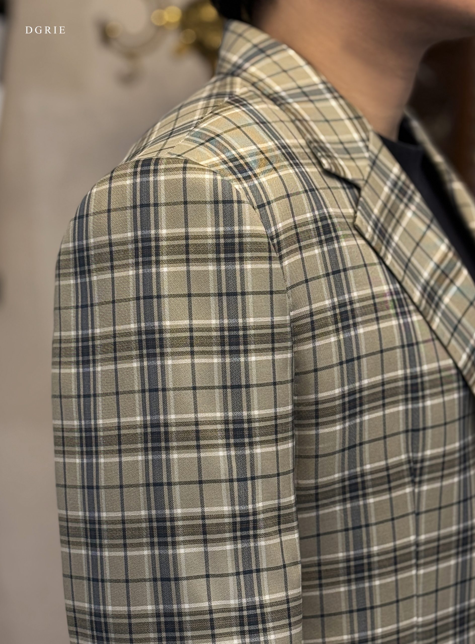 The Heritage Beige Plaid Blazer แจ็คเก็ตสูทลายตารางโทนสีเบจ