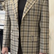 The Heritage Beige Plaid Blazer แจ็คเก็ตสูทลายตารางโทนสีเบจ