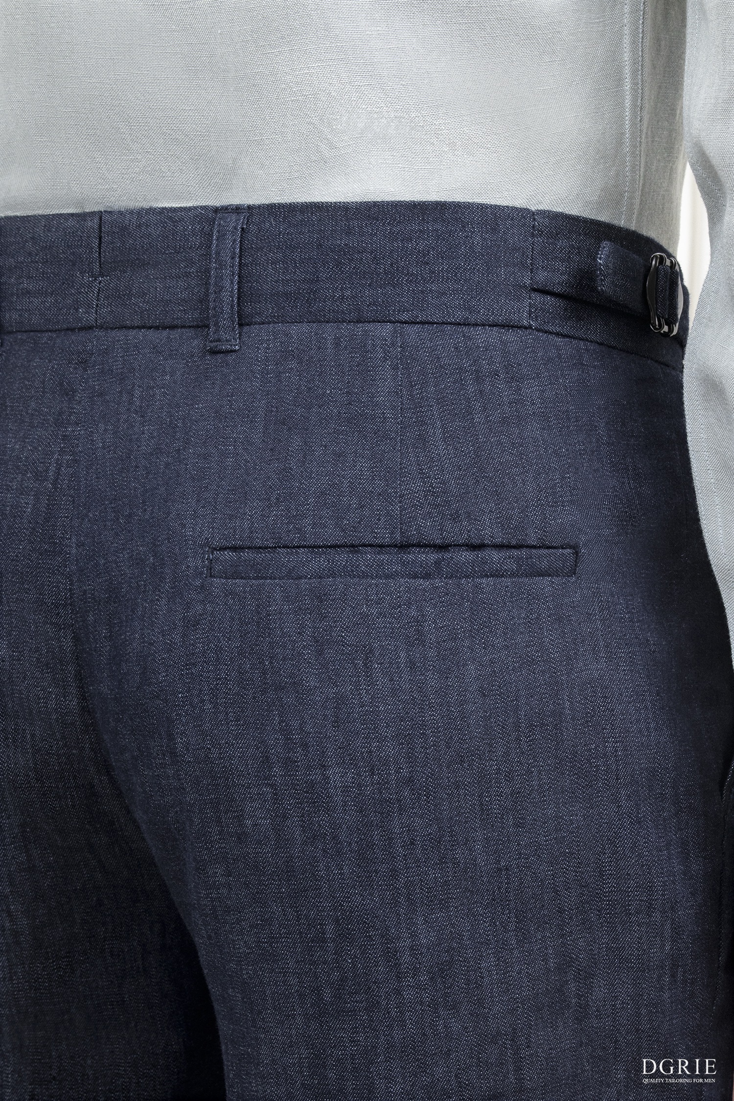 กางเกงสแล็คผ้าเดนิมญี่ปุ่นฟอกนุ่ม The Milano Featherlight Washed Navy Trousers — DGRIE 4 The Milano Featherlight Washed Navy Trousers — DGRIE