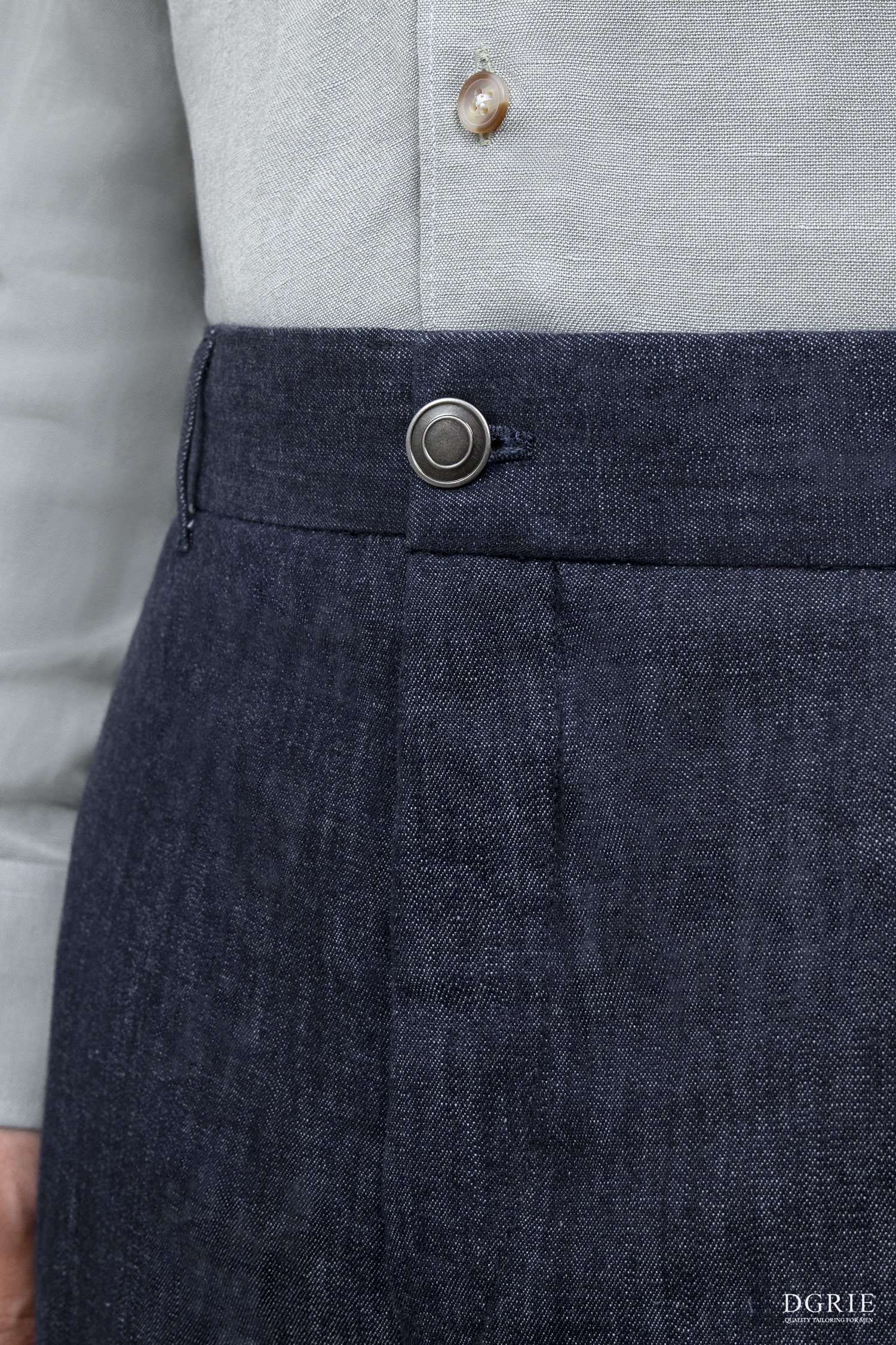 กางเกงสแล็คผ้าเดนิมญี่ปุ่นฟอกนุ่ม The Milano Featherlight Washed Navy Trousers — DGRIE 5 The Milano Featherlight Washed Navy Trousers — DGRIE