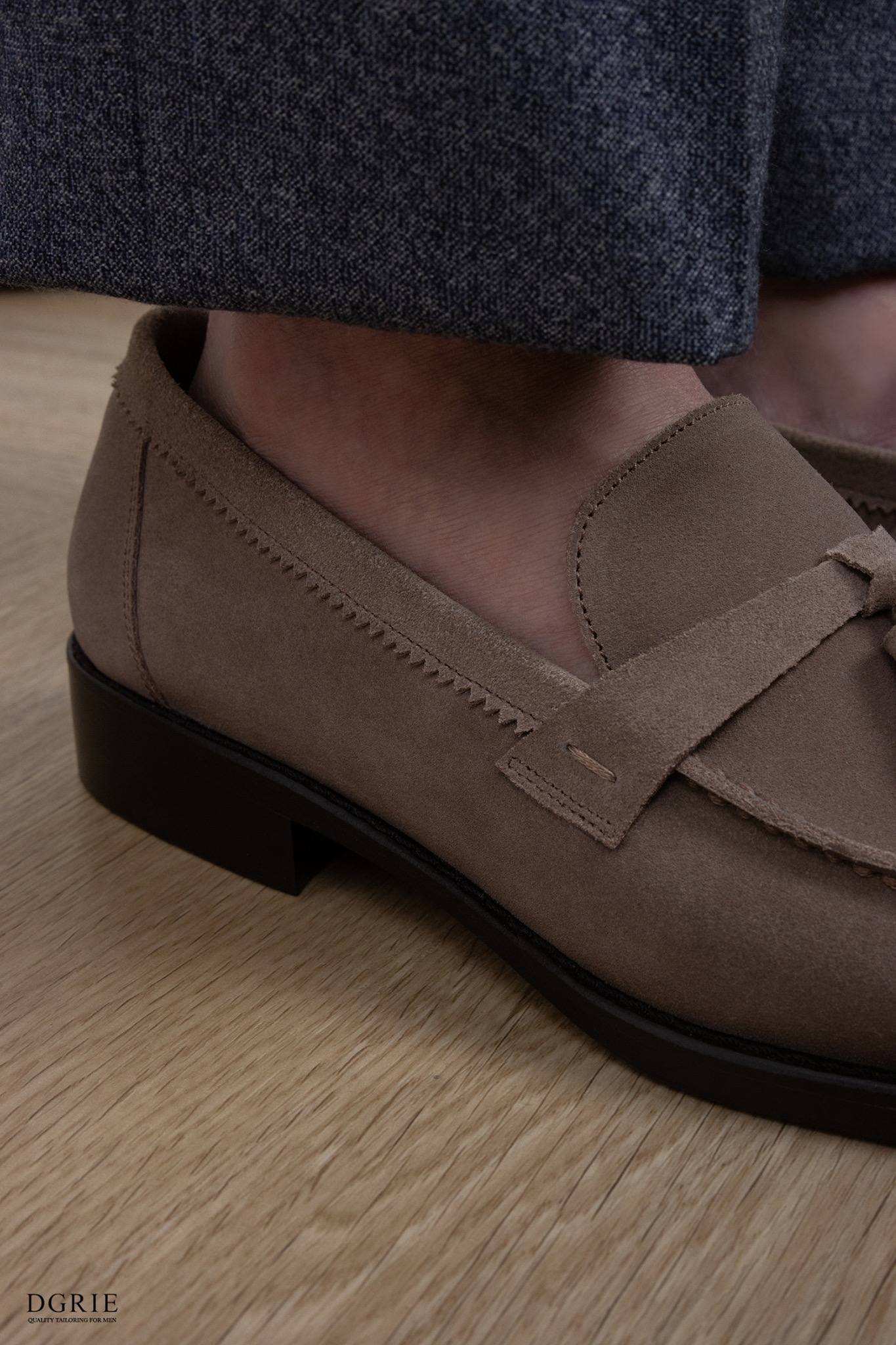 รองเท้าโลฟเฟอร์ The Sorrento Ash Grey Tassel Loafers by DGRIE 9 The Sorrento Ash Grey Tassel Loafers by DGRIE