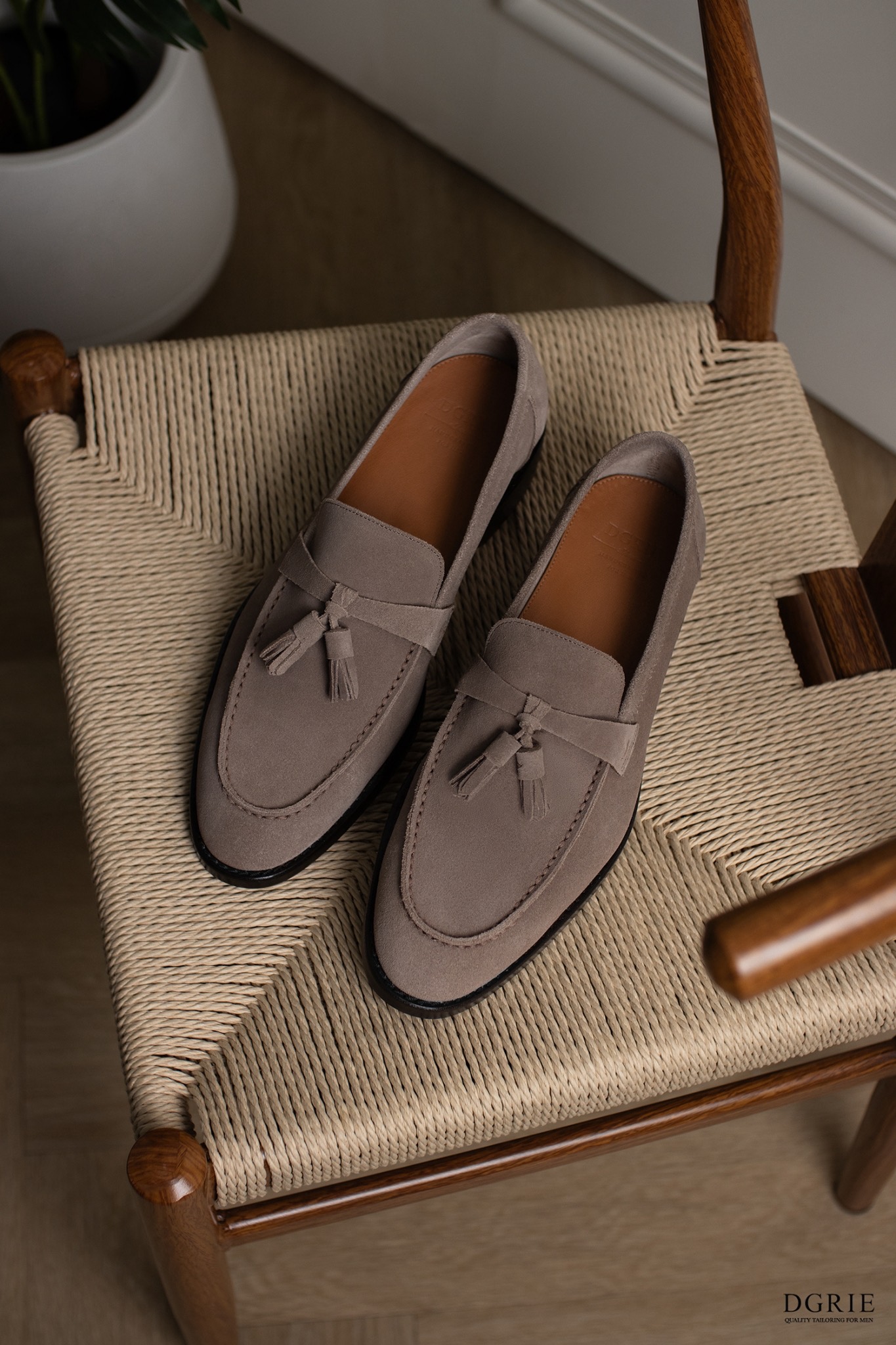 รองเท้าโลฟเฟอร์ The Sorrento Ash Grey Tassel Loafers by DGRIE 10 The Sorrento Ash Grey Tassel Loafers by DGRIE
