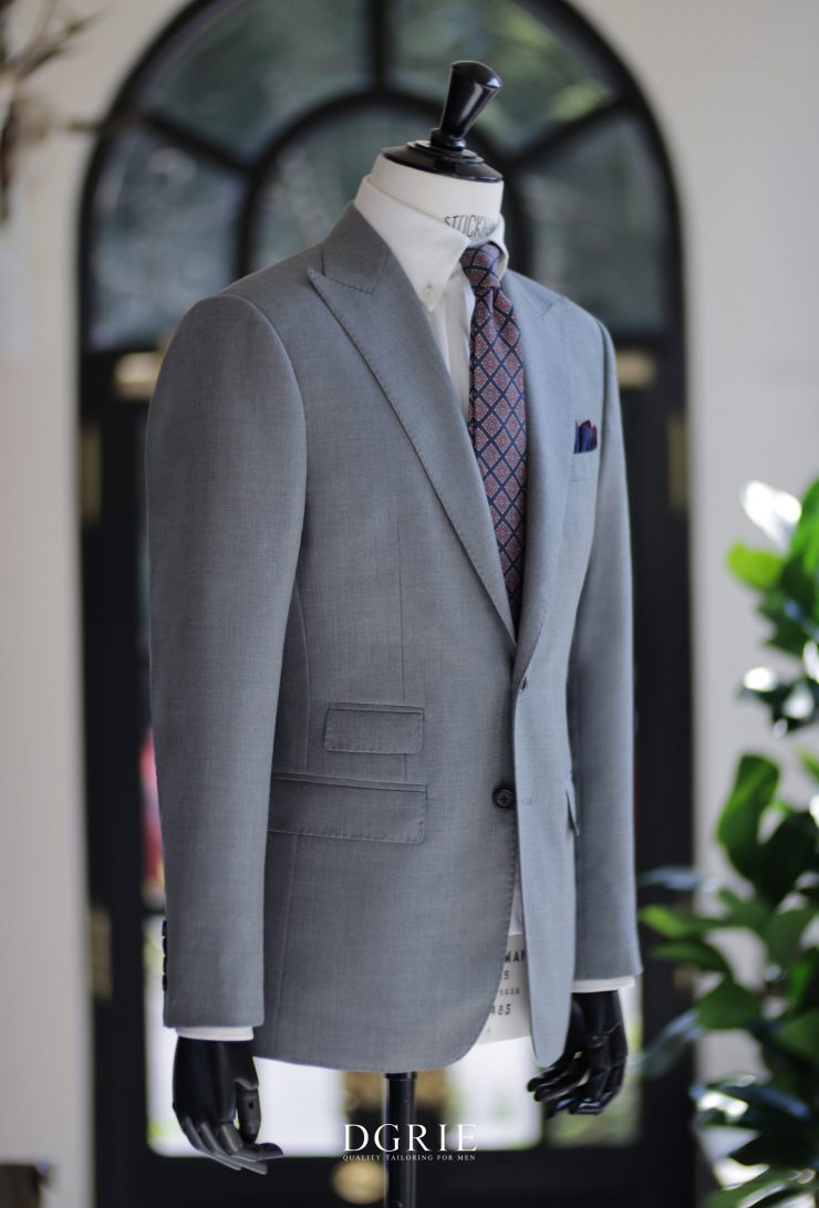ตัดสูท DGRIE Original Light Grey Peak Lapel Suit