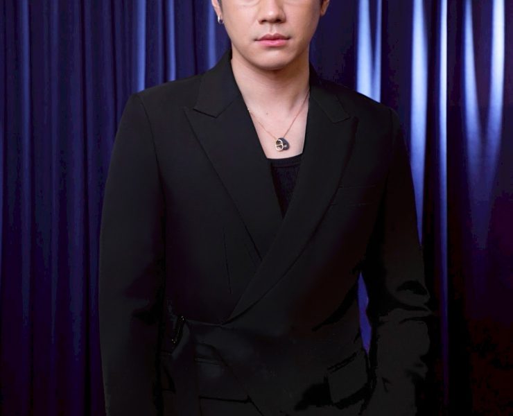 DGRIE Spotlight : แจม รชตะ | Premium Wool Kimono-Wrap Tailored Suit (2)