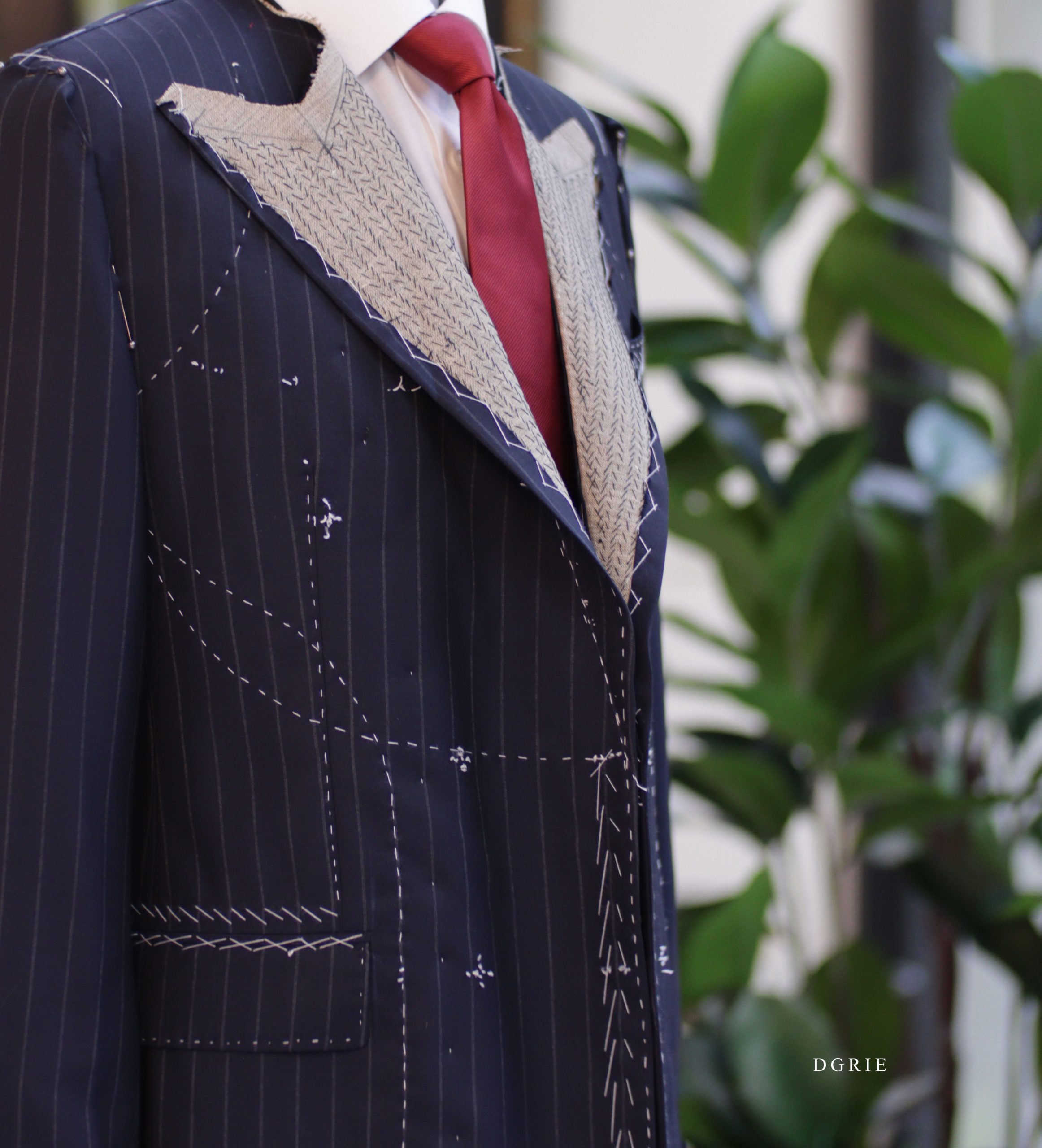 DGRIE Fitting Double Breasted Classic Peak Lapel (Full Canvas Construction) 3 Double Breasted Classic Peak Lapel (Full Canvas Construction)