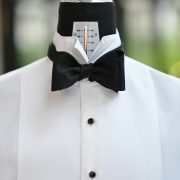 เสื้อเชิ้ต The Formal Wingtip Shirt: Rules and Classic Details