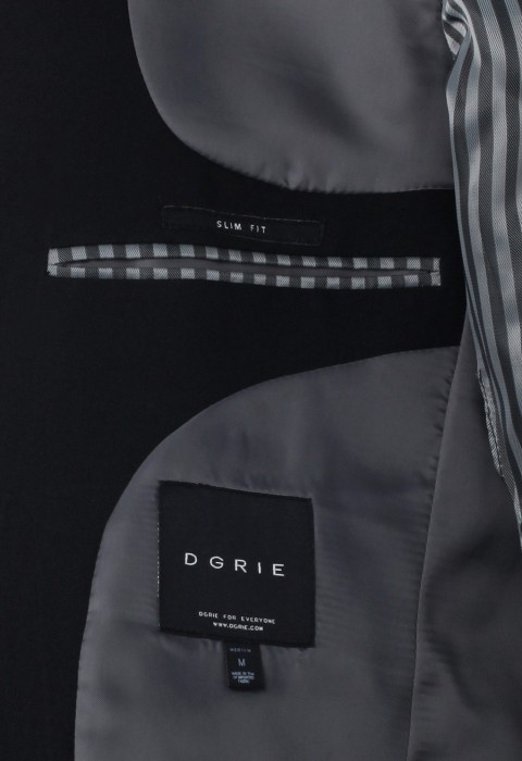 เสื้อสูทสีดำกระดุมหนึ่งเม็ด