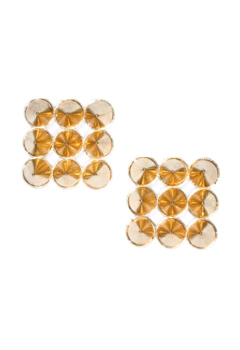 Golden spikes