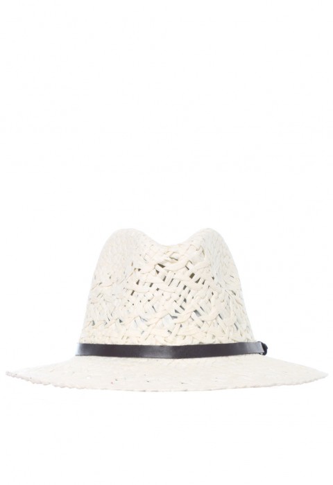 หมวกนายอำเภอสานสีขาว