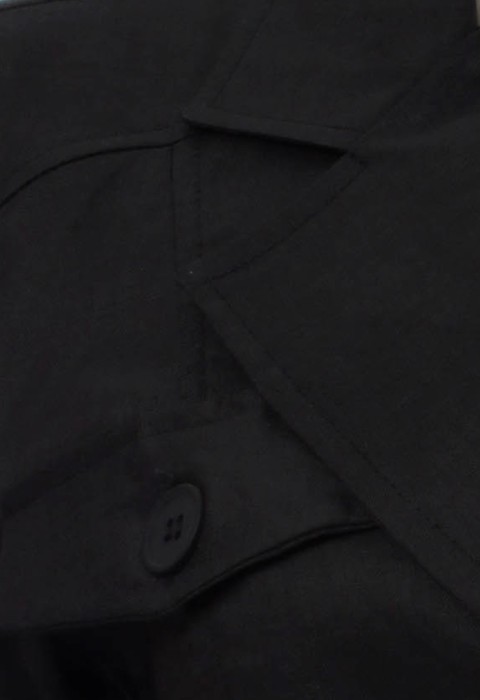 เสื้อแจ็คเก็ตสีดำแขนยาวกระเป๋า 4 ใบ