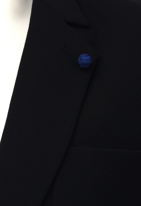 เสื้อสูทสีดำ กระดุมสองแถว