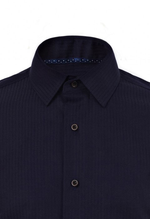 เสื้อเชิ้ตลายก้างปลาสีน้ำเงิน