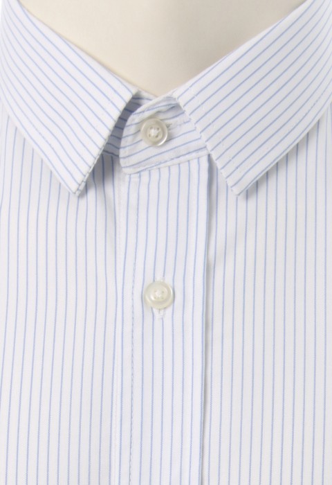 เสื้อเชิ้้ตปกเล็กลายทางสีฟ้าอ่อน