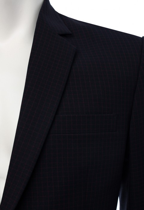 เสื้อสูทสีน้ำเงิน ลายตารางแดง