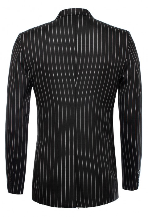 เสื้อสูทสีดำลายเส้นสีขาว