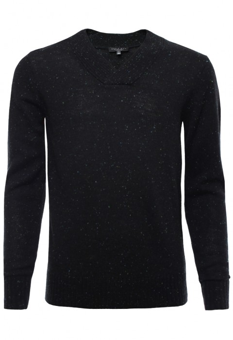 สเวตเตอร์สีดำทอลายจุดสี