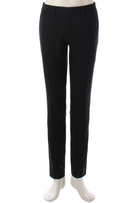 กางเกงสีดำทรงกระบอกเล็ก