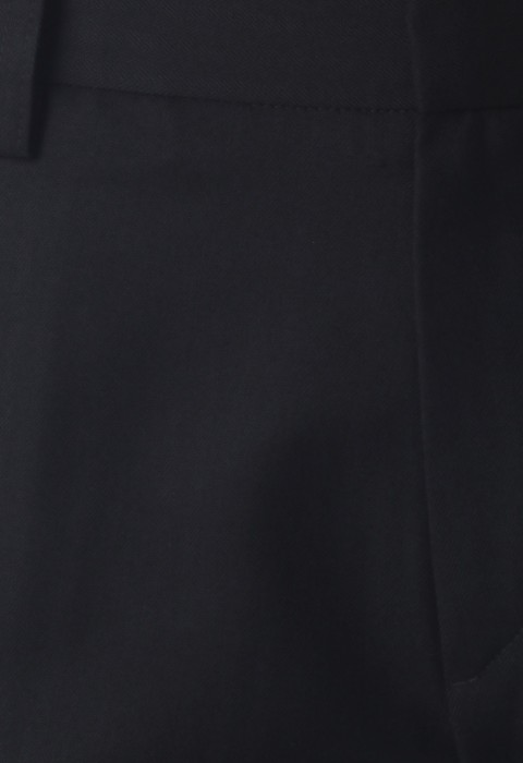 กางเกงสีดำทรงกระบอกลายก้างปลา