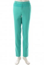 กางเกงสีเขียวตัดต่อผ้า