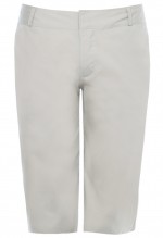 กางเกงขาสั้นสีเบจ ซิปกระเป๋าหลังสีน้ำเงิน