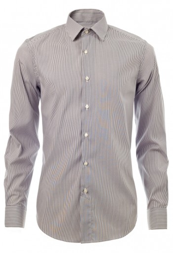 เสื้อเชิ้ตลายทางสีเทาเข้ม