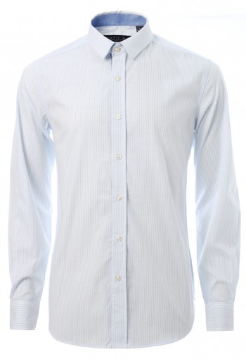 เสื้อเชิ้ตลายตารางสีฟ้าอ่อน