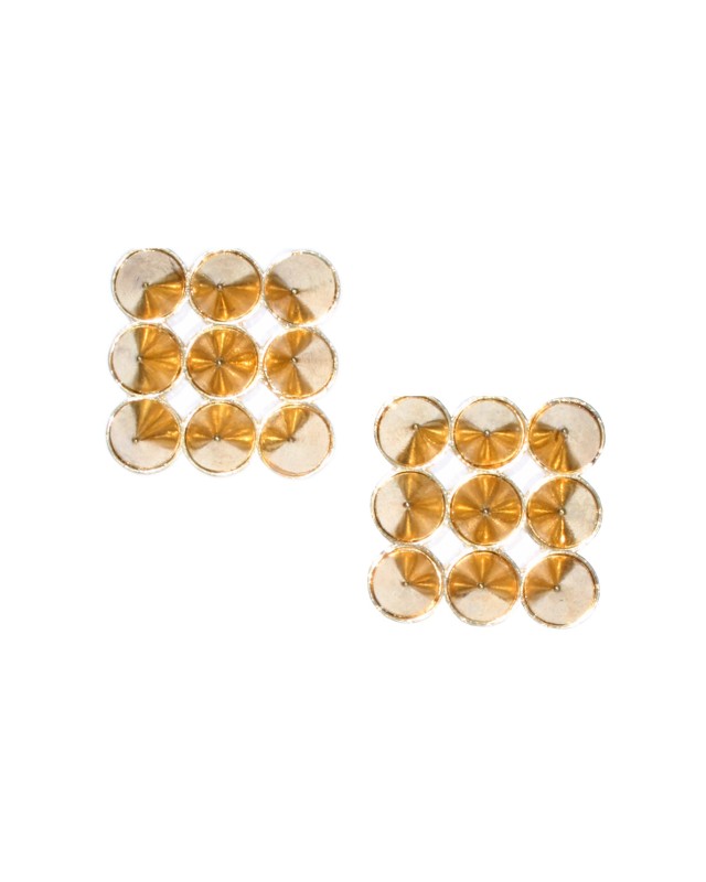 Golden spikes