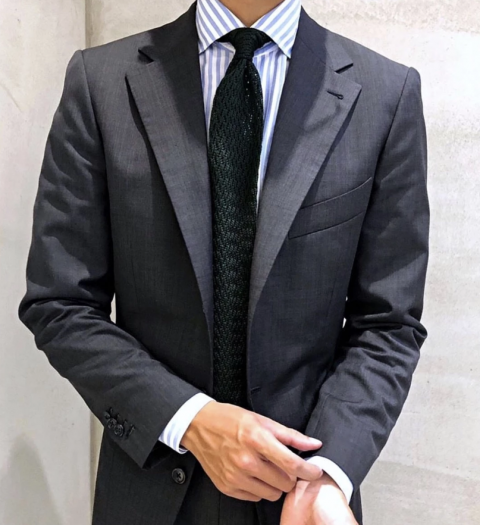 SERA Forest Green zig zag V point knitted tie