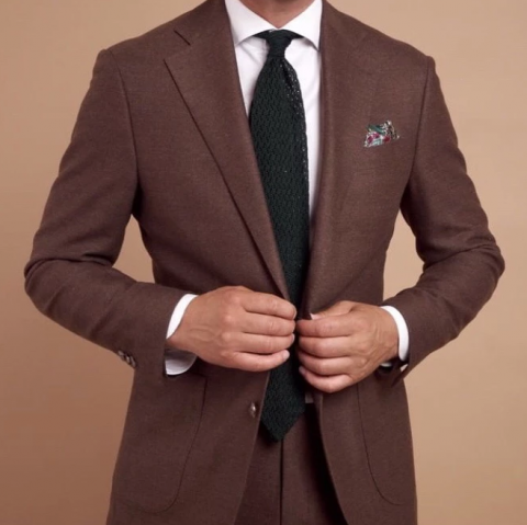 SERA Forest Green zig zag V point knitted tie