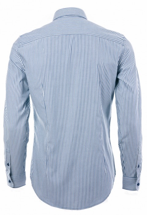 เสื้อเชิ้ตลายทางสีฟ้า