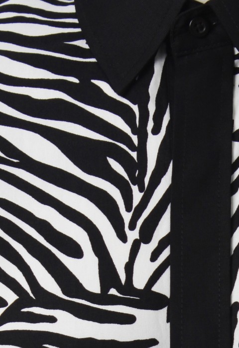 เสื้อเชิ้้ตลายเสือ