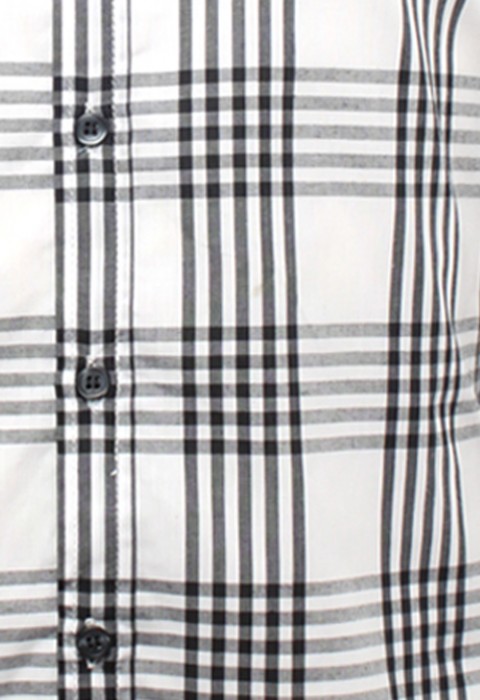 เสื้อเช้ิตลายตารางขาวดำ