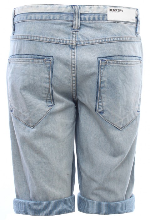 กางเกงยีนส์ขาสั้นสไตล์แคชชวล