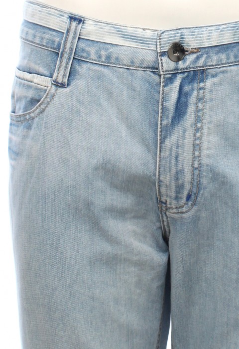 กางเกงยีนส์ขาสั้นสไตล์แคชชวล