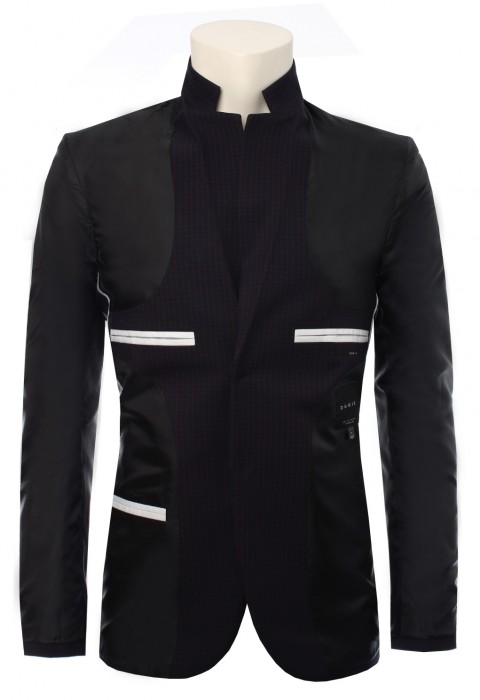 เสื้อสูทสีน้ำเงิน ลายตารางแดง