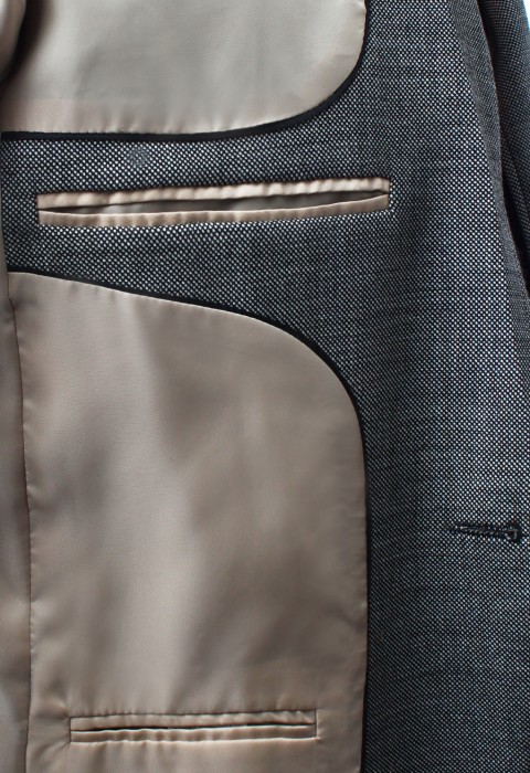 เสื้อสูทผ้าวูล 98% สีเทากระเป๋าแปะ