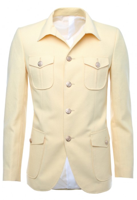 แจ็คเก็ตสูทสีเหลือง