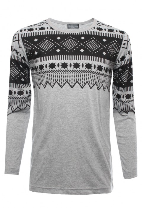 เสื้อแขนยาวสีเทาพิมพ์ลาย