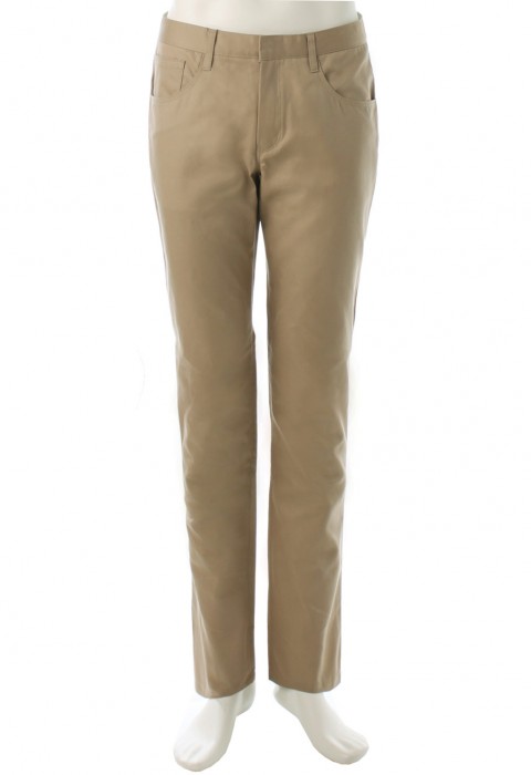 กางเกงสีกากีกระเป๋าทรงโค้ง ขากระบอกเล็ก