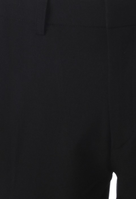 กางเกงสีดำ ทรงกระบอก กระเป๋าข้างตรง